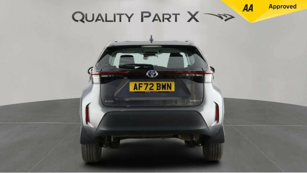 Toyota Yaris Cross Suv Grey #5