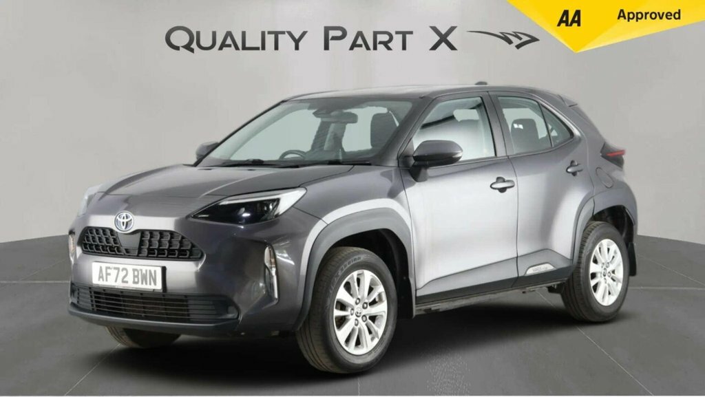 Toyota Yaris Cross Suv Grey #2