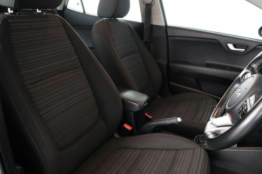 Kia Stonic 1.0T Gdi 99 Quantum Estate Grey #13