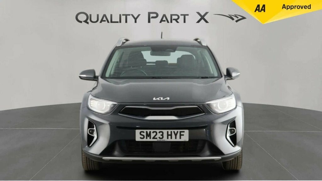 Kia Stonic Suv Grey #2