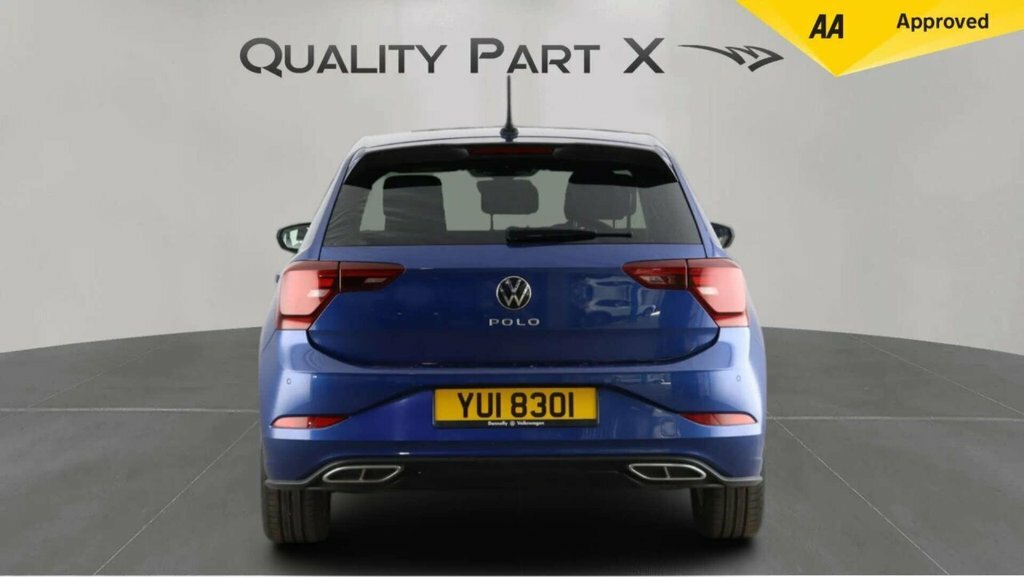 Volkswagen Polo Hatchback YUI8301 Blue #6