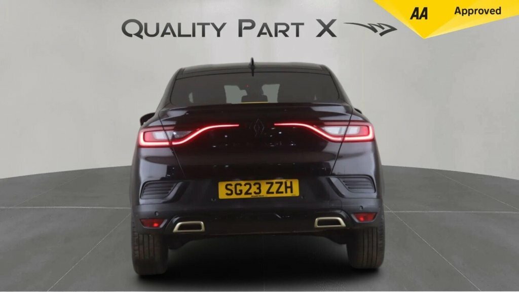Renault Arkana Suv Black #6