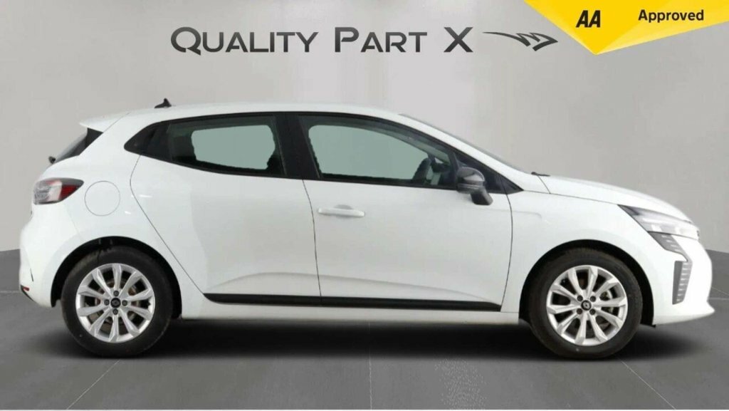 Renault Clio Hatchback White #4