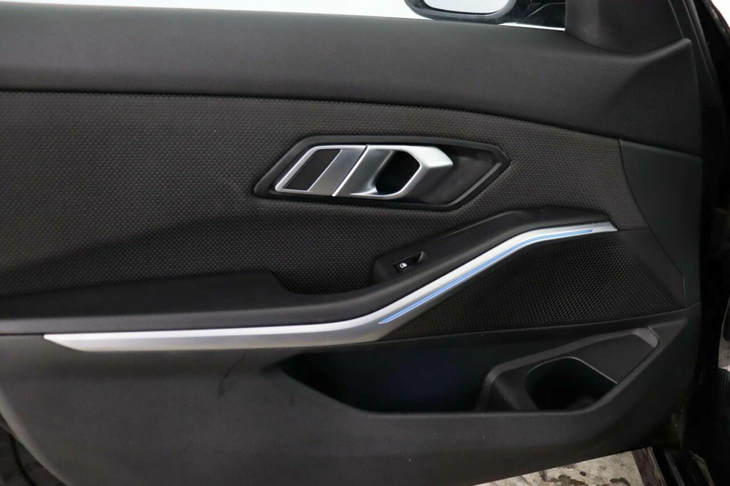 BMW 3 Series Saloon 3.0 M340d Xdrive Saloon 202222 Black #26