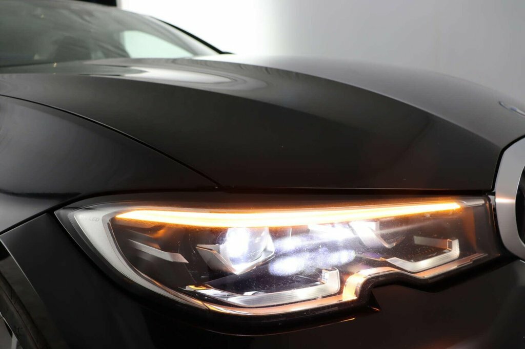 BMW 3 Series Saloon 3.0 M340d Xdrive Saloon 202222 Black #29