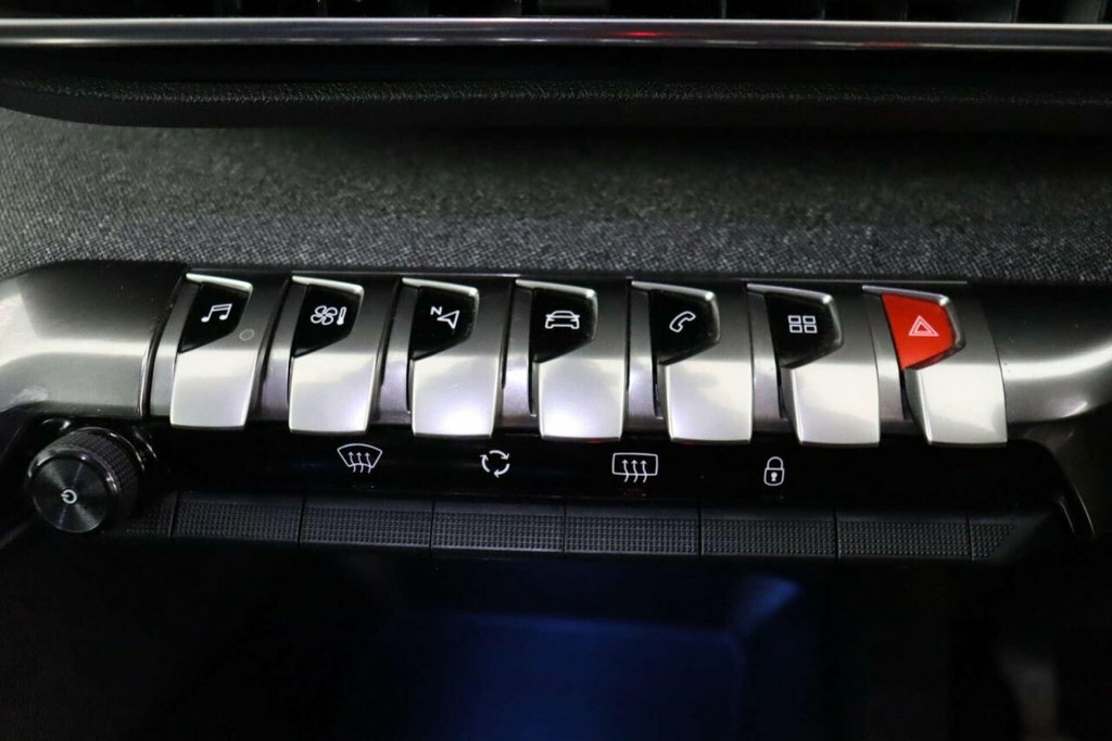 Peugeot 5008 1.2 Puretech Allure Premium Euro 6 Ss #24