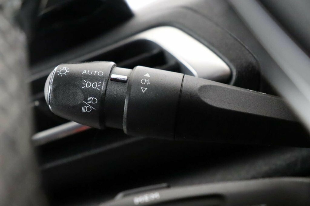 Peugeot 5008 1.2 Puretech Allure Premium Euro 6 Ss #21