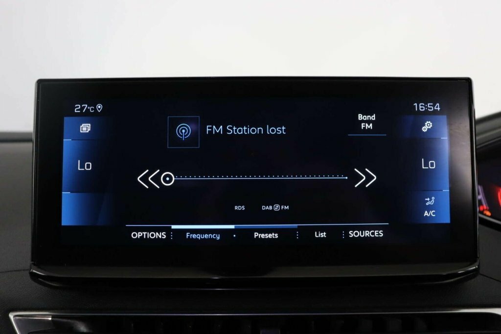 Peugeot 5008 1.2 Puretech Allure Premium Euro 6 Ss #31