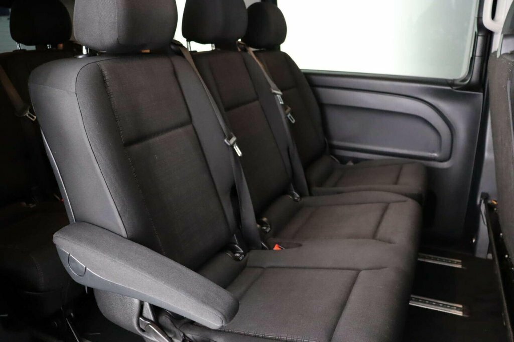 Mercedes-Benz Vito Minibus 2.1 114 Bluetec Pro Tourer G-tronic R White #11
