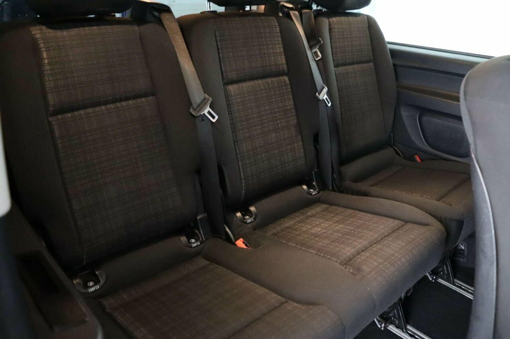 Mercedes-Benz Vito Minibus 2.1 114 Bluetec Pro Tourer G-tronic R White #15