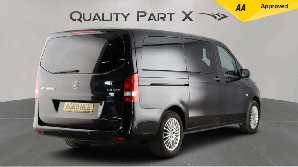 Mercedes-Benz Vito Minibus Black #5