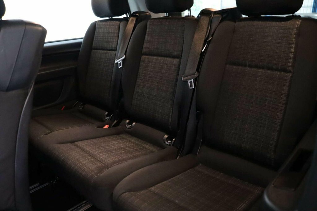 Mercedes-Benz Vito Minibus 2.1 114 Bluetec Pro Tourer G-tronic R White #14