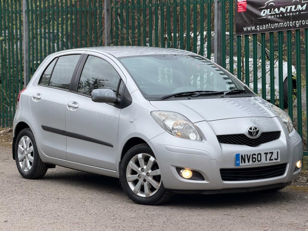 Toyota Yaris 1.33 Dual Vvt-i T Spirit Euro 5 Ss 201160 Silver