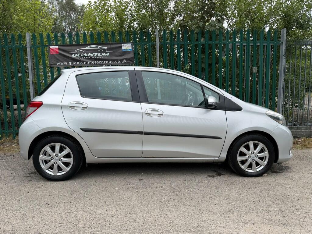 Toyota Yaris 1.33 Dual Vvt-i Tr Euro 5 201262 DU62OEN Silver #4