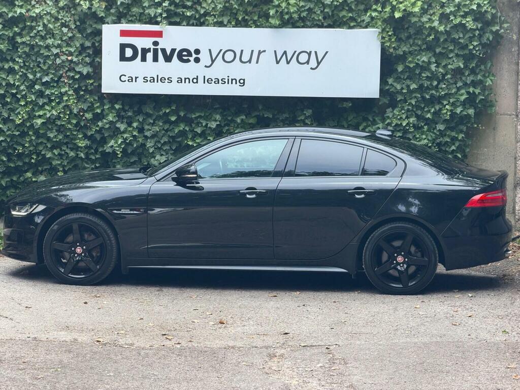 Jaguar XE Saloon 2.0D R-sport Awd Euro 6 Ss 201 OV67WBE Black #4