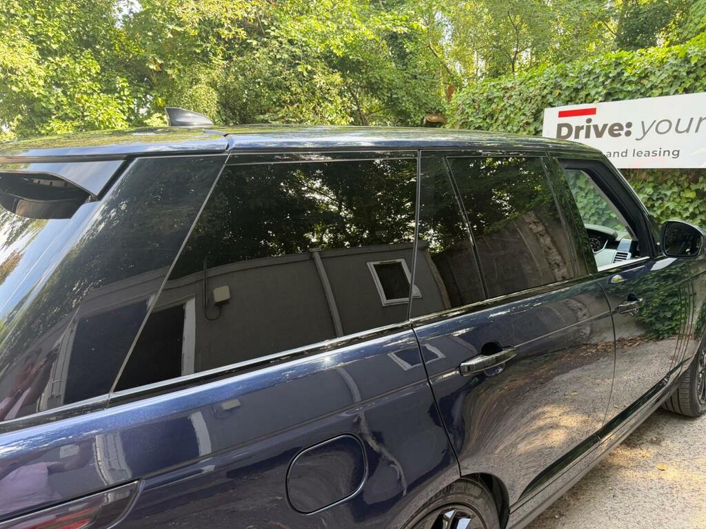 Land Rover Range Rover 5.0S V8 White #90