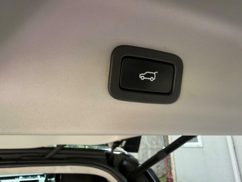 Land Rover Range Rover 5.0S V8 White #15