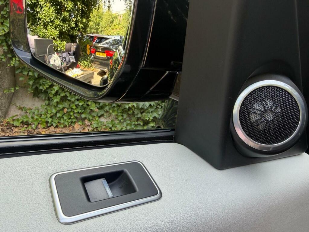 Land Rover Range Rover 5.0S V8 White #74