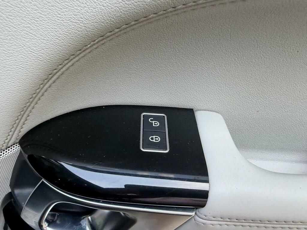 Land Rover Range Rover 5.0S V8 White #55