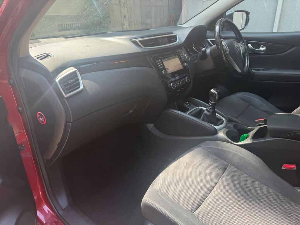 Nissan Qashqai 1.6L 360 Red #32