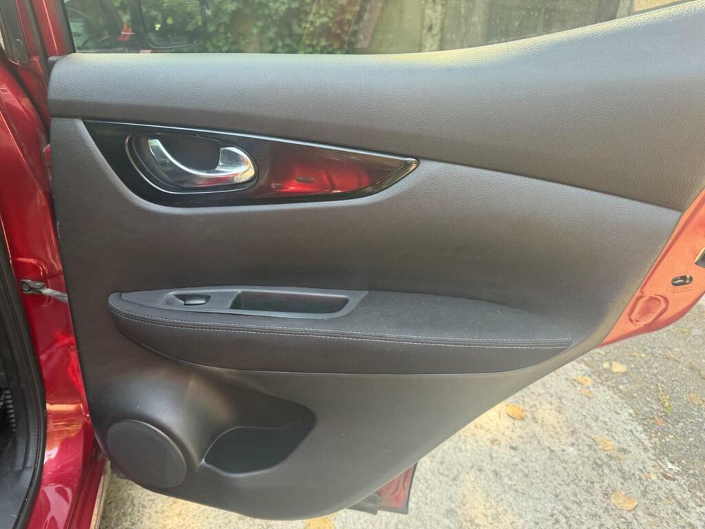 Nissan Qashqai 1.6L 360 Red #27