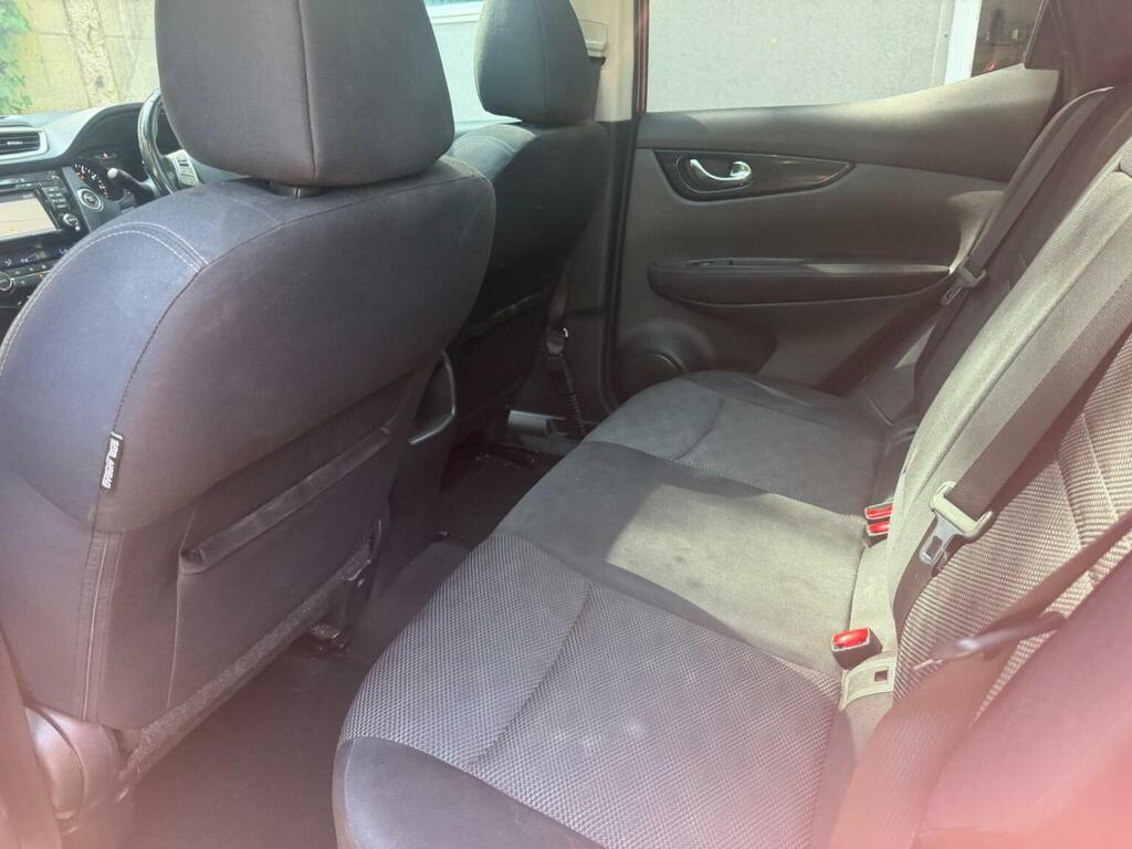 Nissan Qashqai 1.6L 360 Red #30