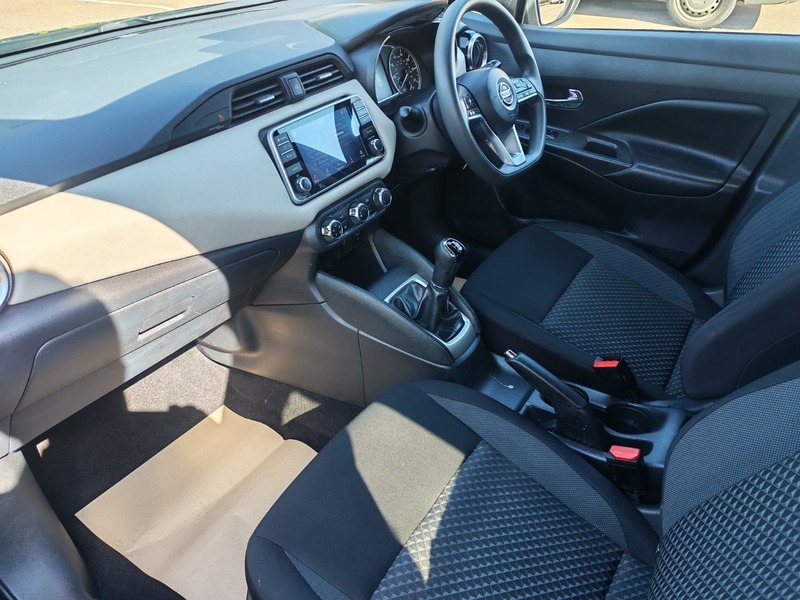 Nissan Micra 1.0 Ig-t 100 N-tec Cvt Black #24