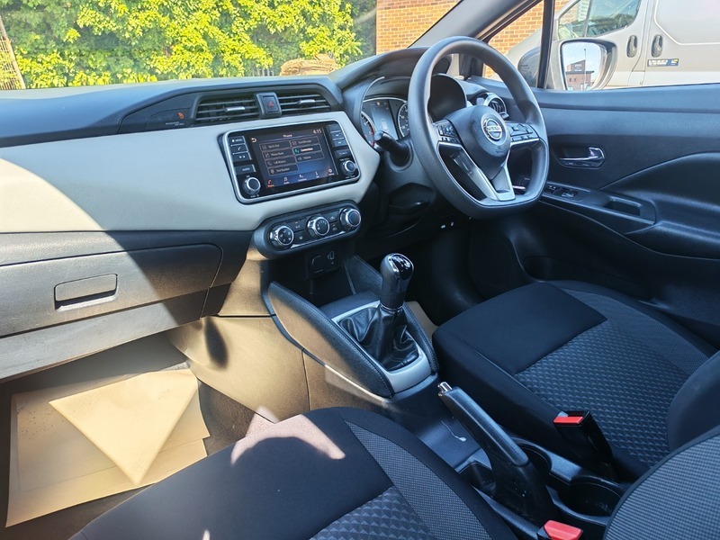 Nissan Micra 1.0 Ig-t 100 N-tec Cvt Black #25