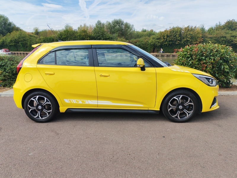 MG MG3 1.5 Vti-tech Exclusive Hatchback DU69OWA Yellow #2
