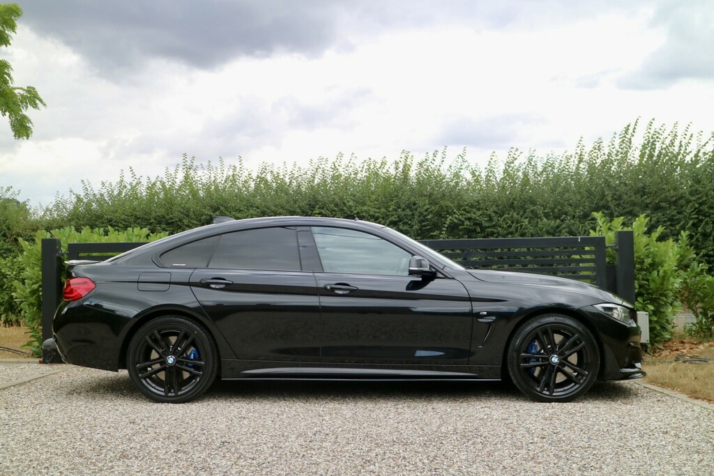 BMW 4 Series Gran Coupe Hatchback 3.0 435D Xdrive M Sport Gran Coupe 2017 Black #6