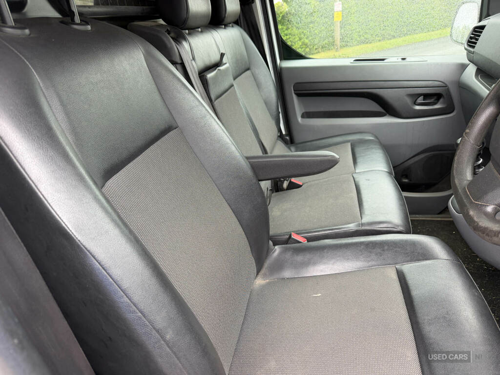 Toyota PROACE 2.0D 120 Comfort Van White #2