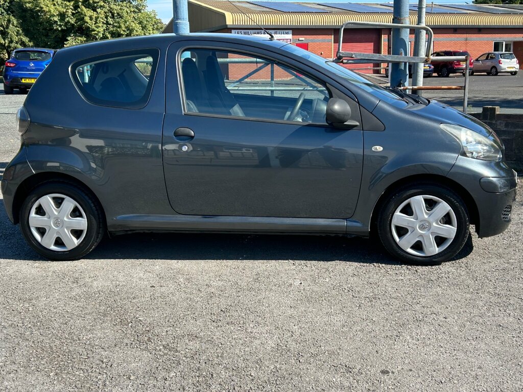 Toyota Aygo 1.0 Vvt-i Blue Blue #4