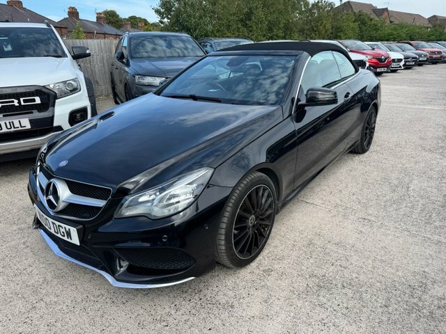 Mercedes-Benz E Class 2013 2.1 E220 Cdi Amg Sport Cabriolet G Black #4
