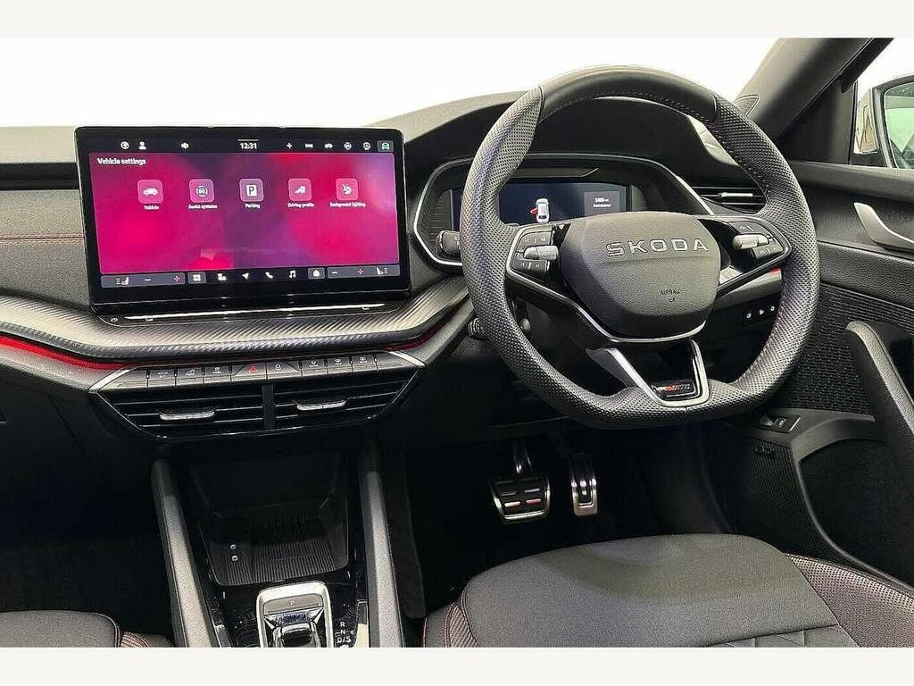 Skoda Octavia 2025 2.0 Tsi Vrs Dsg Black #2