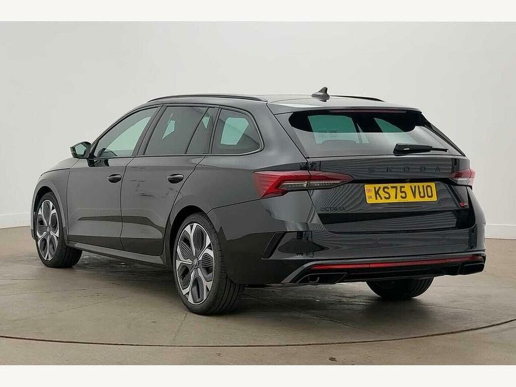 Skoda Octavia 2025 2.0 Tsi Vrs Dsg Black #3