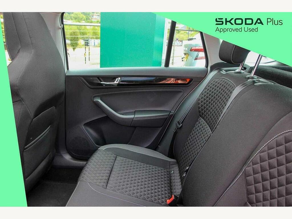 Skoda Rapid 1.0 Tsi 110 Se Sport Grey #9