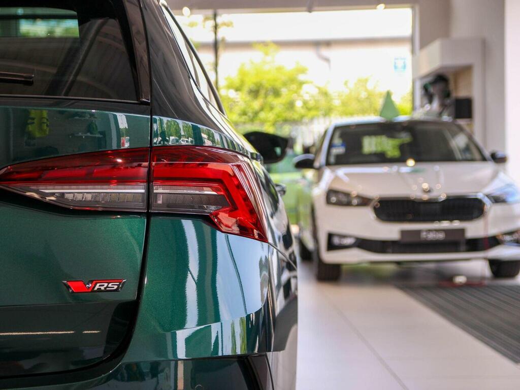 Skoda Elroq 2025 150Kw 60 Se L 63Kwh Red #2
