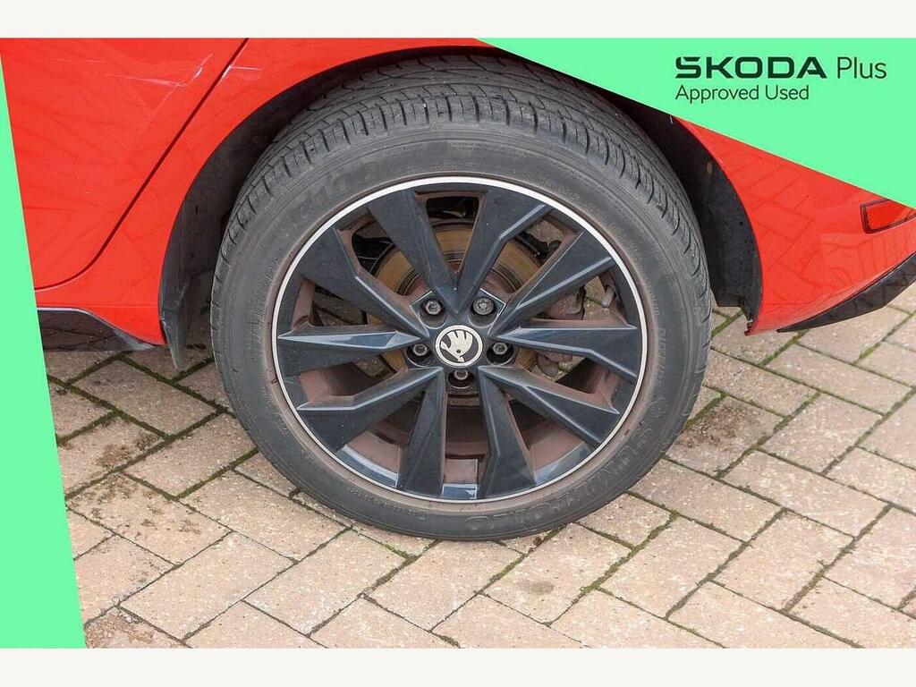 Skoda Fabia 2019 1.0 Tsi Monte Carlo Red #5