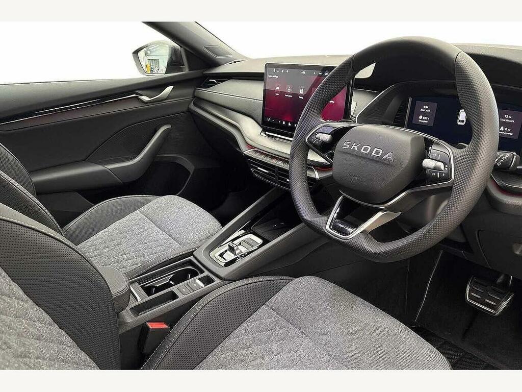 Skoda Octavia 2026 1.5 Tsi 150 E-tec Sportline Dsg Grey #6