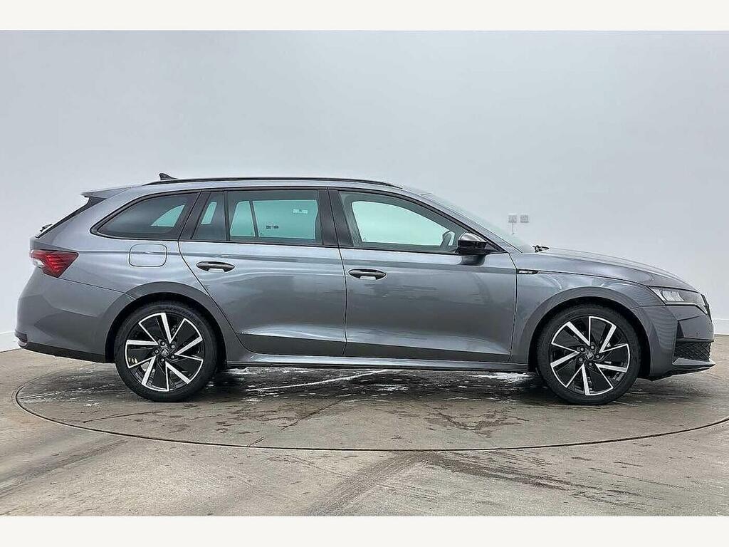 Skoda Octavia 2026 1.5 Tsi 150 E-tec Sportline Dsg Grey #4