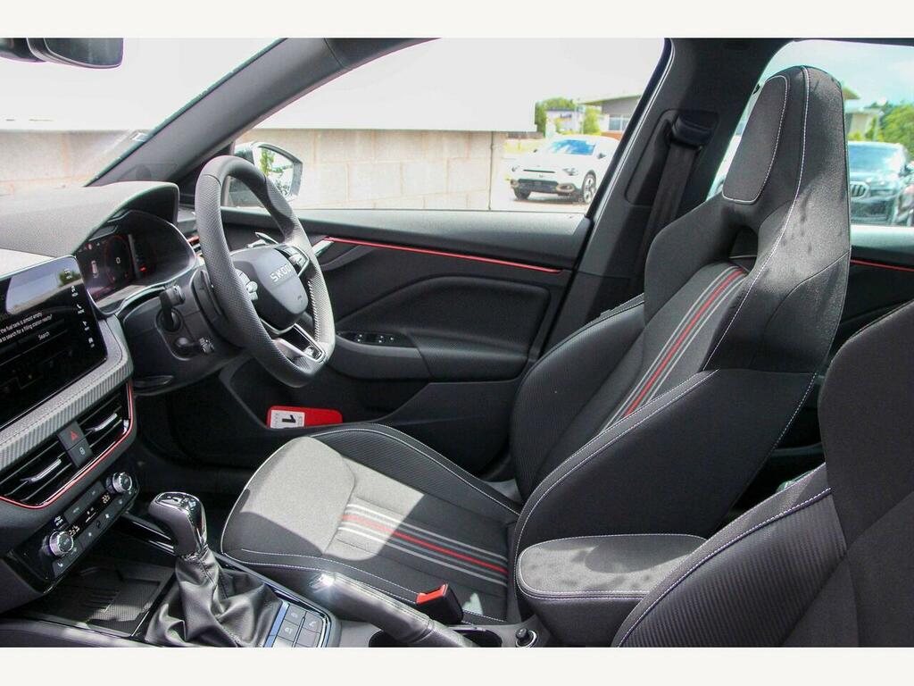Skoda Kamiq 2026 1.5 Tsi Monte Carlo Edition Dsg Grey #2