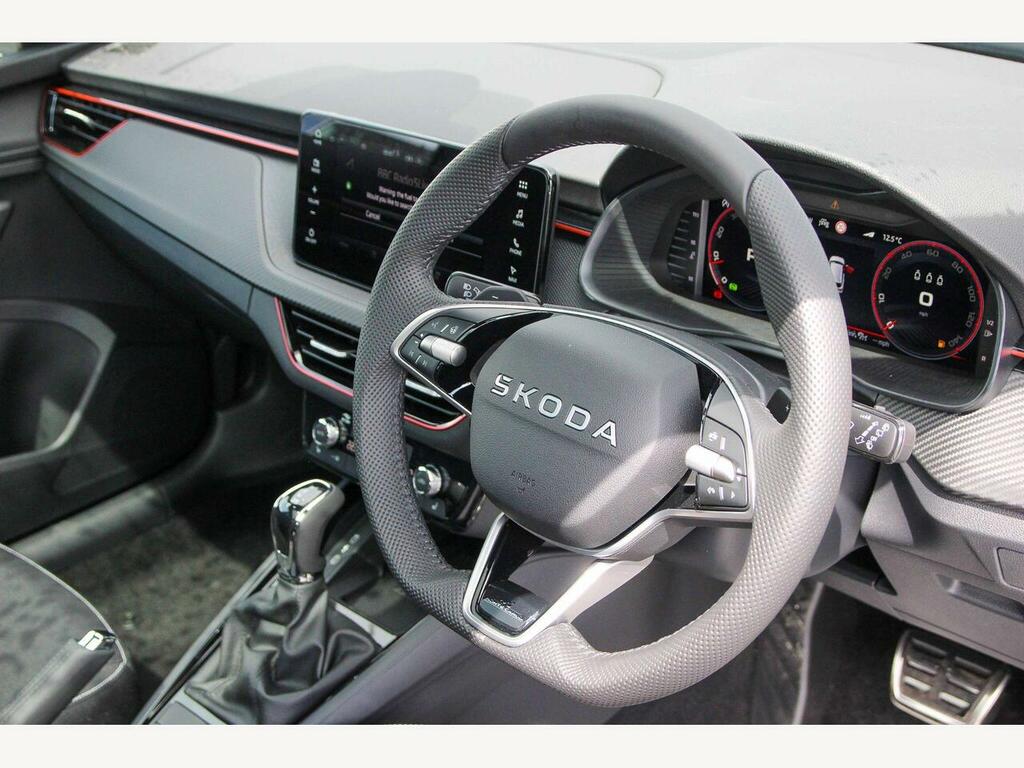 Skoda Kamiq 2026 1.5 Tsi Monte Carlo Edition Dsg Grey #5