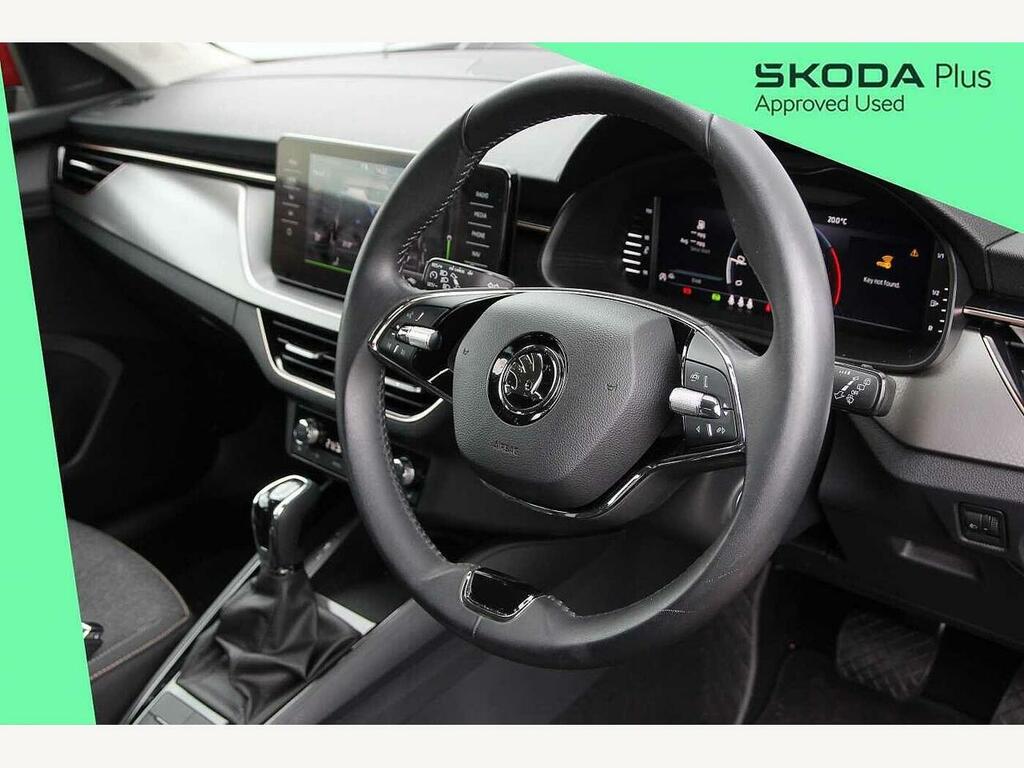 Skoda Kamiq 2023 1.0 Tsi 110 Se L Executive Dsg Red #6