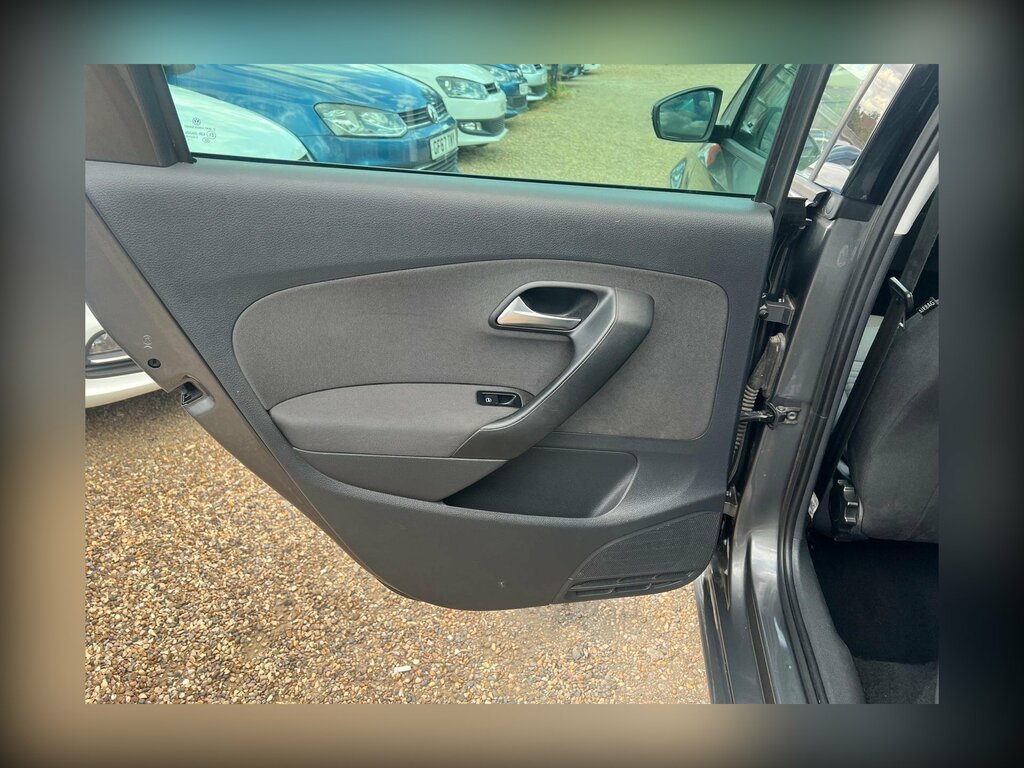 Volkswagen Polo 1.2L S 60 Bhp White #23