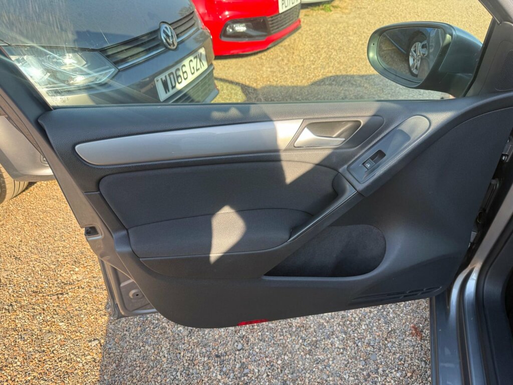 Volkswagen Golf 2009 2.0 Tdi Se Estate 6Spd Euro Black #39