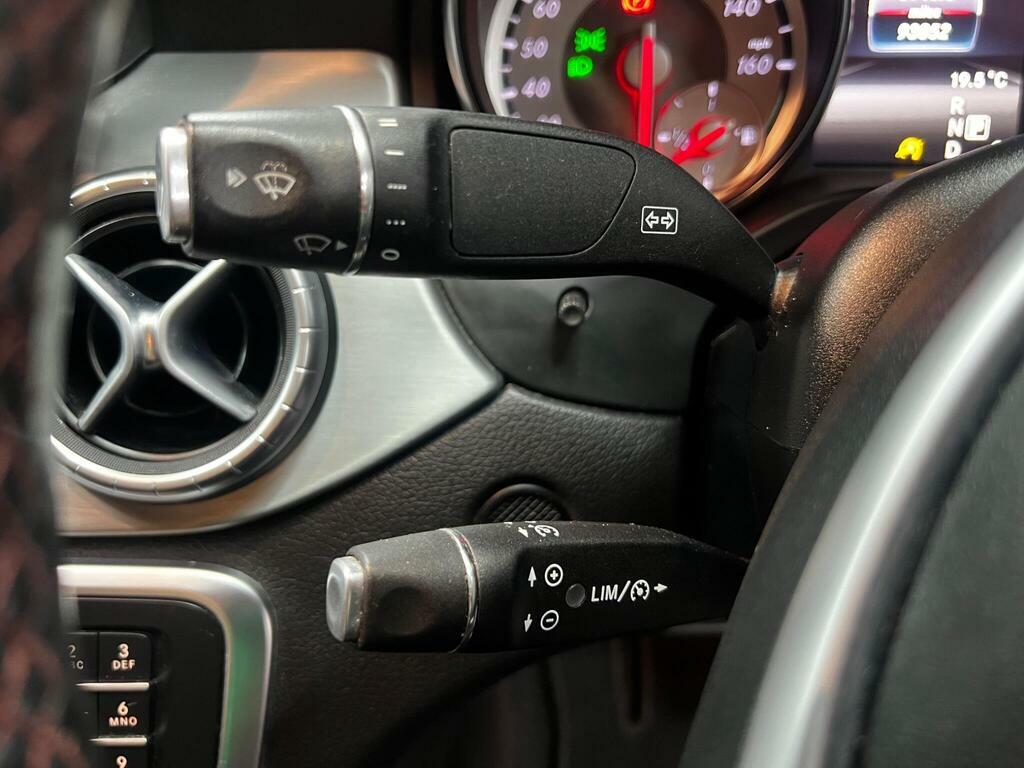 Mercedes-Benz CLA Class Saloon 2015 Mercedes Cla 180 1.6 Sport Manu White #22