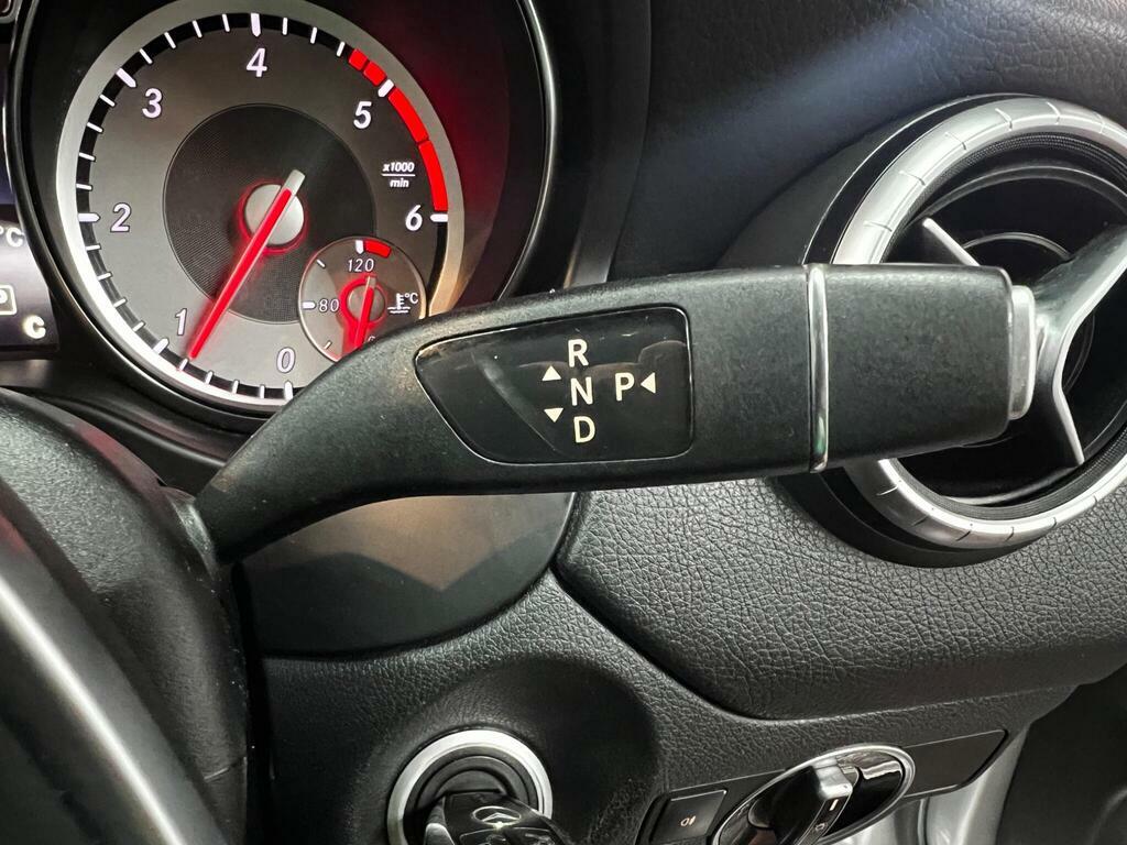 Mercedes-Benz CLA Class Saloon 2015 Mercedes Cla 180 1.6 Sport Manu White #21