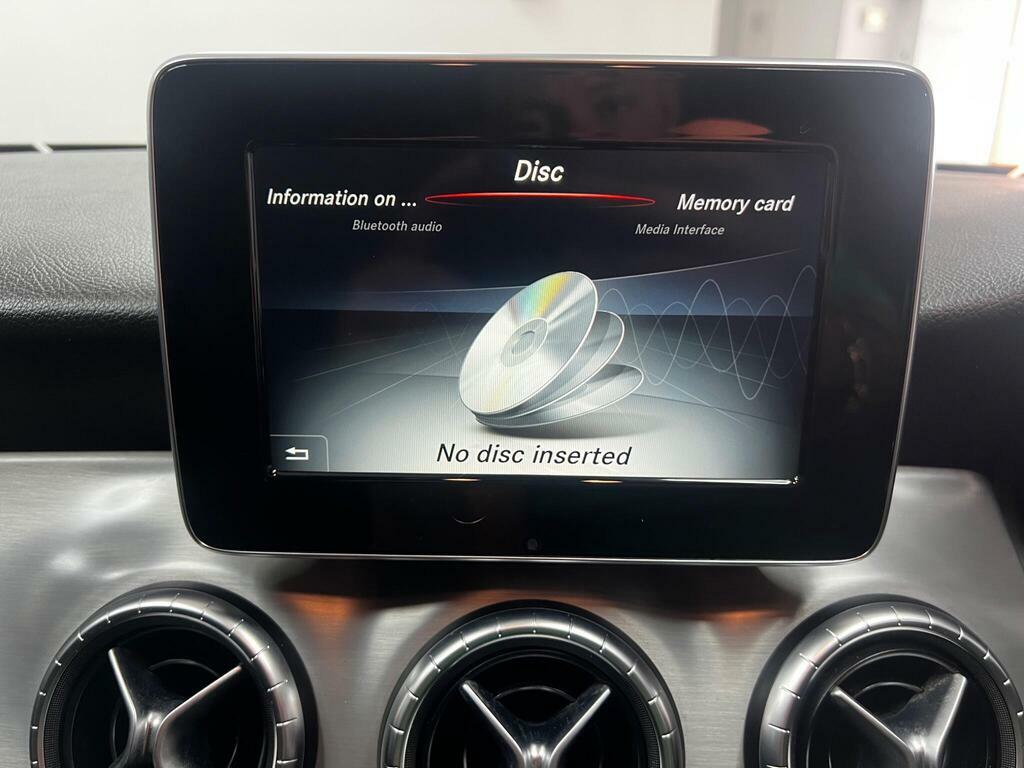 Mercedes-Benz CLA Class Saloon 2015 Mercedes Cla 180 1.6 Sport Manu White #40
