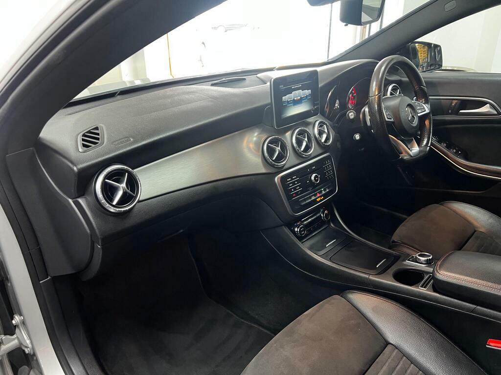 Mercedes-Benz CLA Class Saloon 2015 Mercedes Cla 180 1.6 Sport Manu White #11