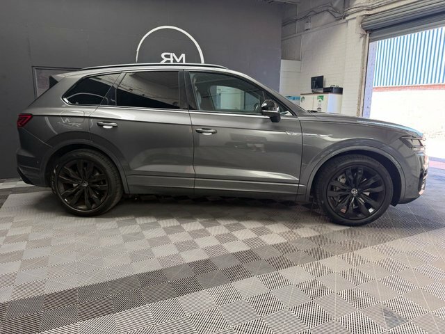 Volkswagen Touareg 3.0 Tsi V6 Black Edition Suv Tiptronic Black #5